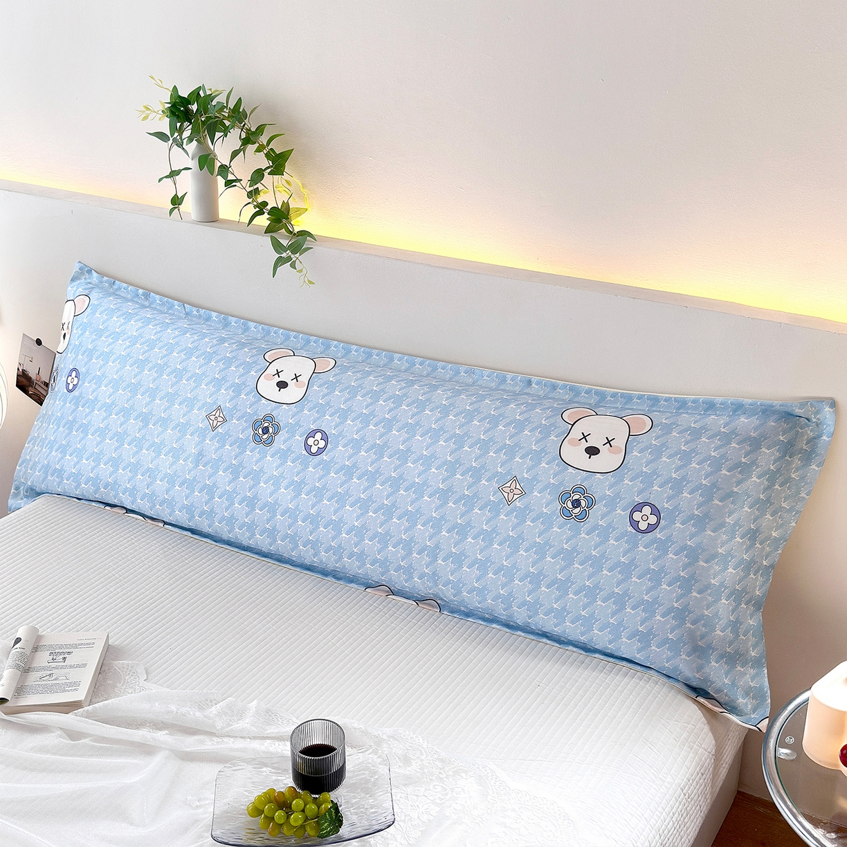 91家纺网 家纺一手货源 找家纺 云玲时尚 2025新款凉感丝双人枕枕头 千鸟格熊-蓝