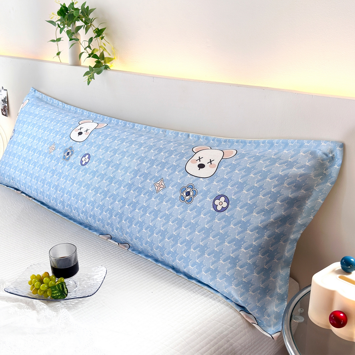 91家纺网 家纺一手货源 找家纺 云玲时尚 2025新款凉感丝双人枕枕头 千鸟格熊-蓝