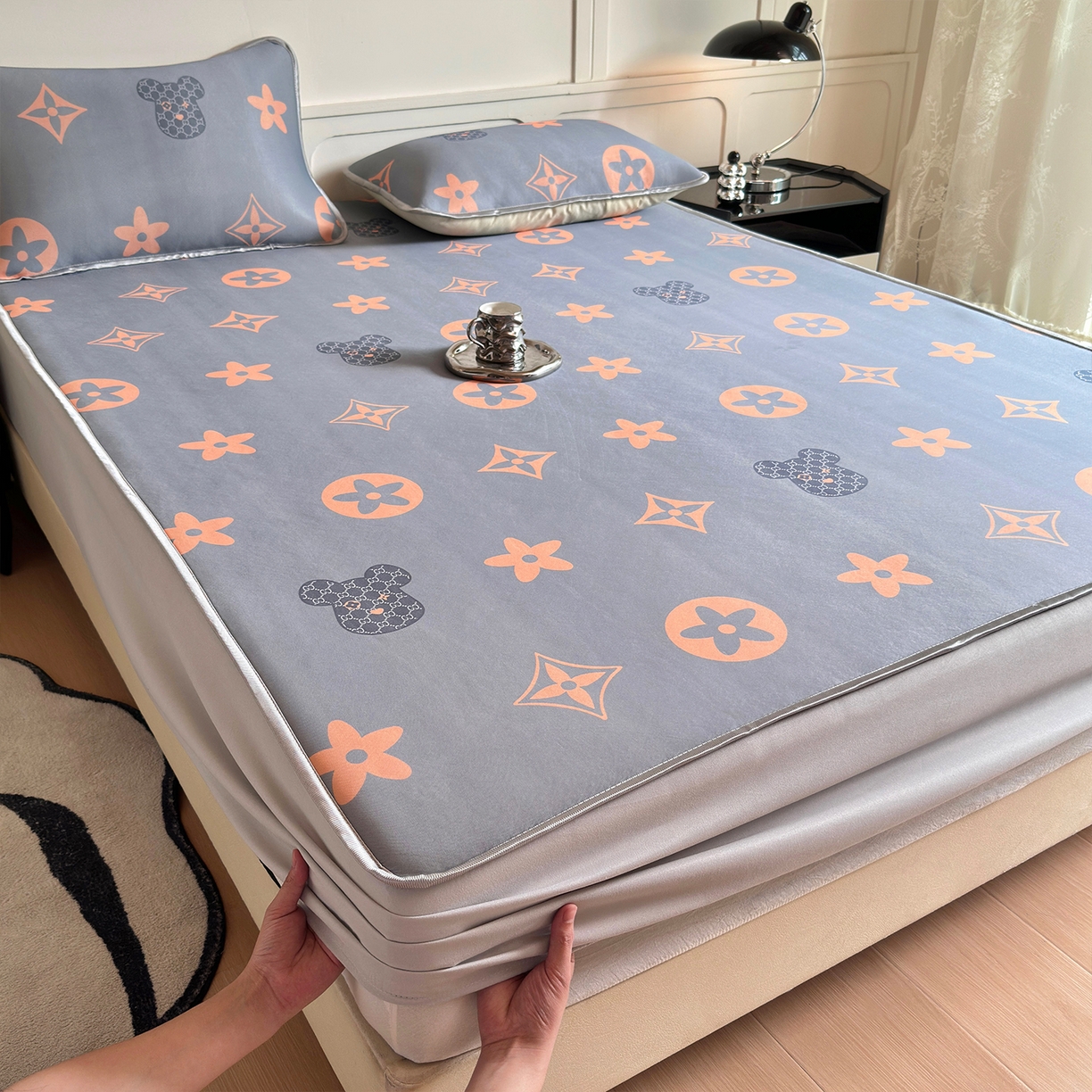 91家纺网 家纺一手货源 找家纺 （总）乐居家纺 2025新款凉感丝三明治床笠款凉席席子