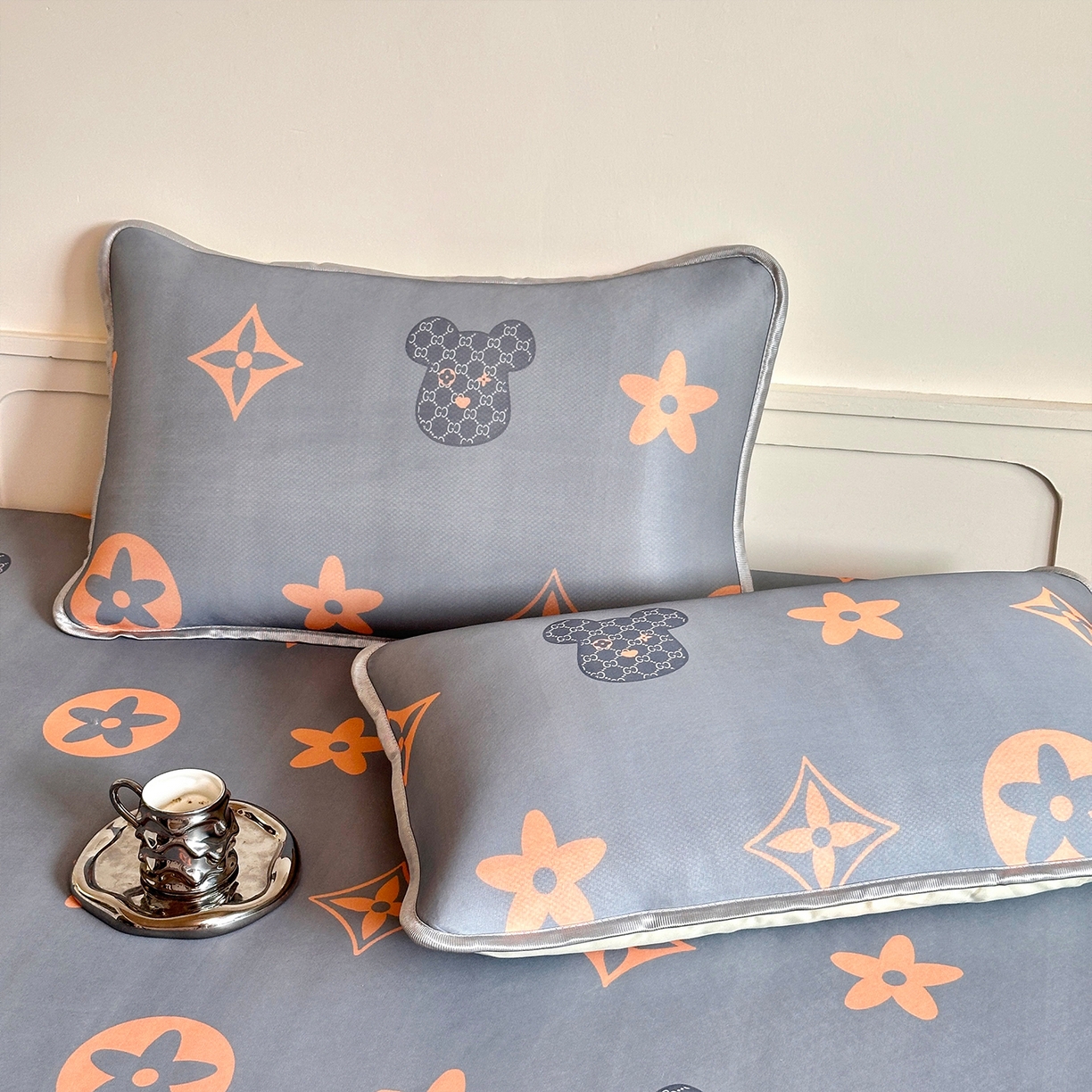 91家纺网 家纺一手货源 找家纺 （总）乐居家纺 2025新款凉感丝三明治床笠款凉席席子