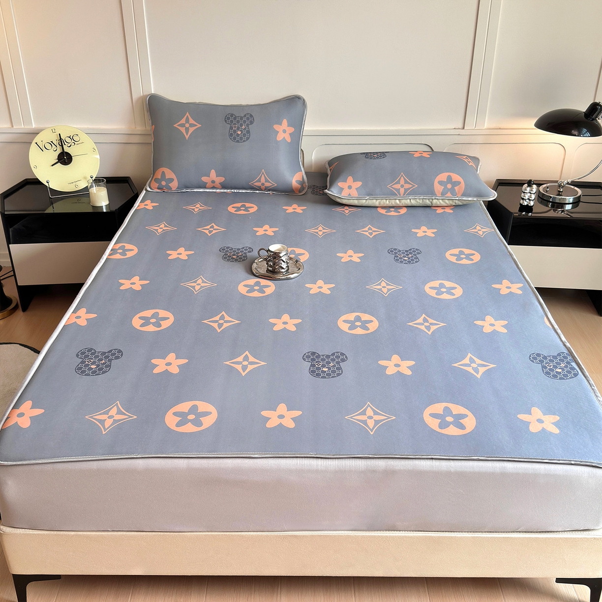 91家纺网 家纺一手货源 找家纺 乐居家纺 2025新款凉感丝三明治床笠款凉席席子 布莱迪