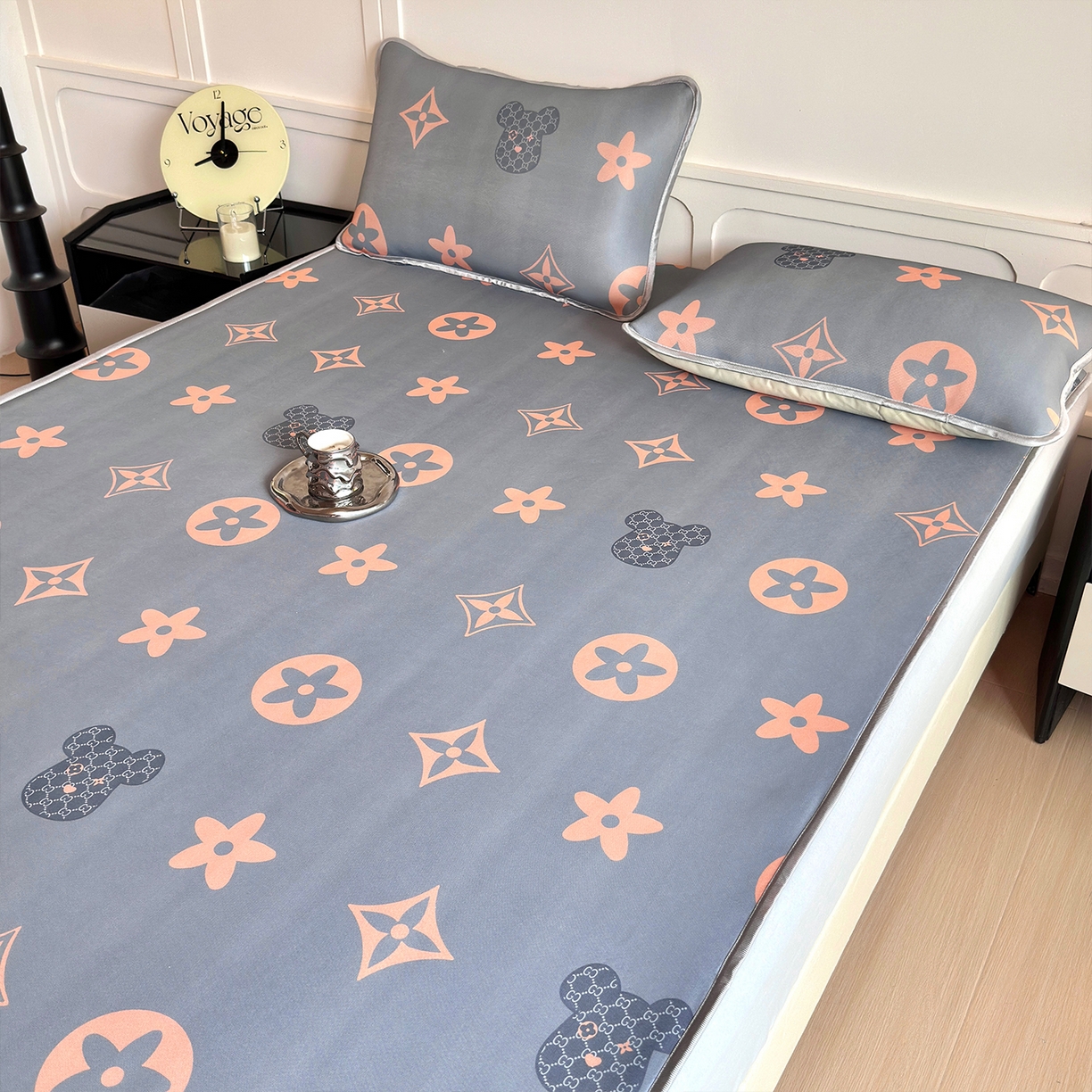 91家纺网 家纺一手货源 找家纺 乐居家纺 2025新款凉感丝三明治床笠款凉席席子 布莱迪