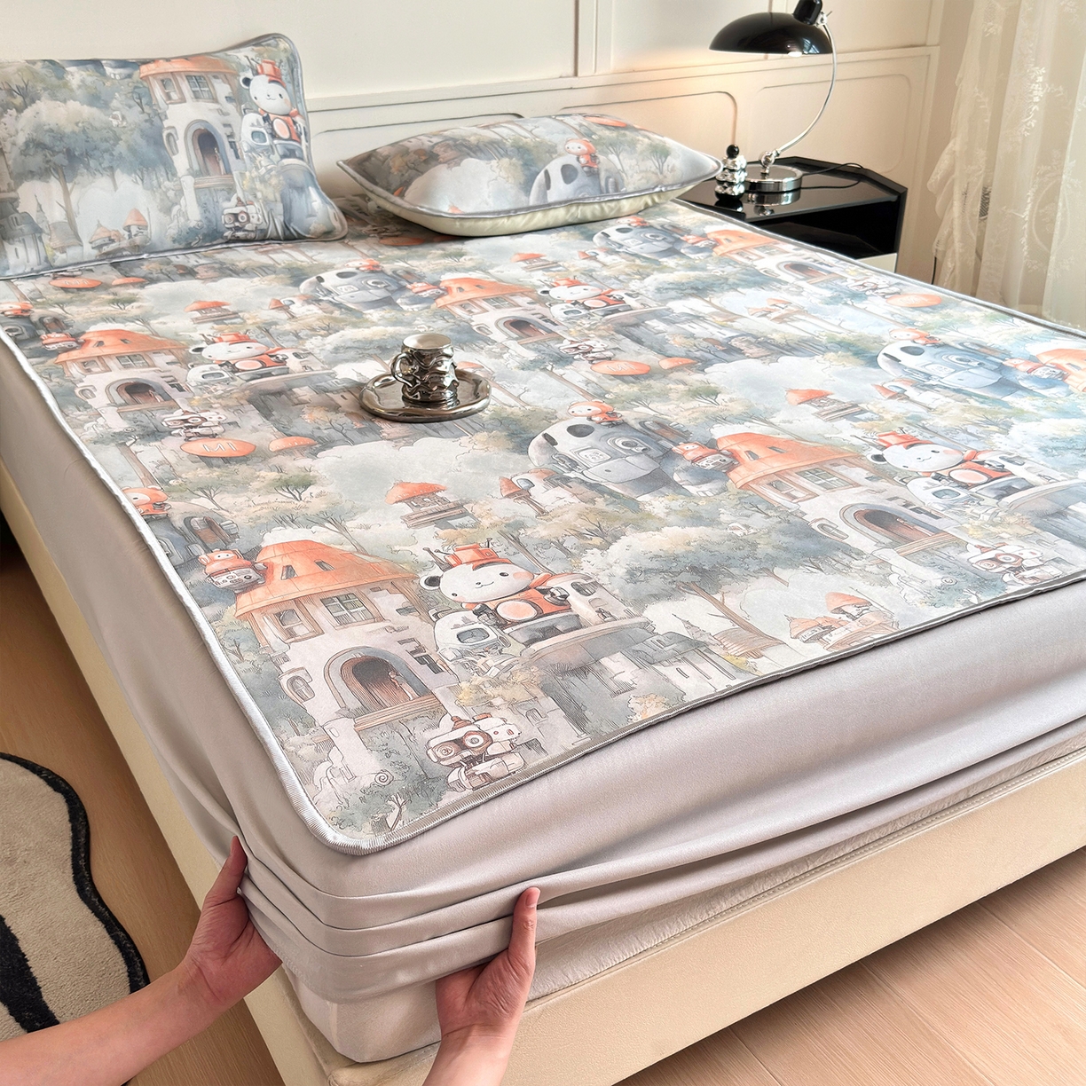 91家纺网 家纺一手货源 找家纺 乐居家纺 2025新款凉感丝三明治床笠款凉席席子 幻谷