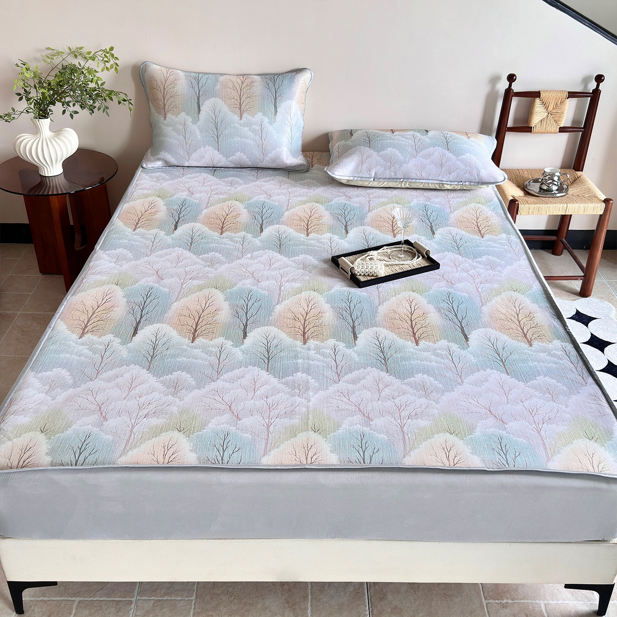 91家纺网 家纺一手货源 找家纺 乐居家纺 2025新款凉感丝三明治床笠款凉席席子 梦幻森林