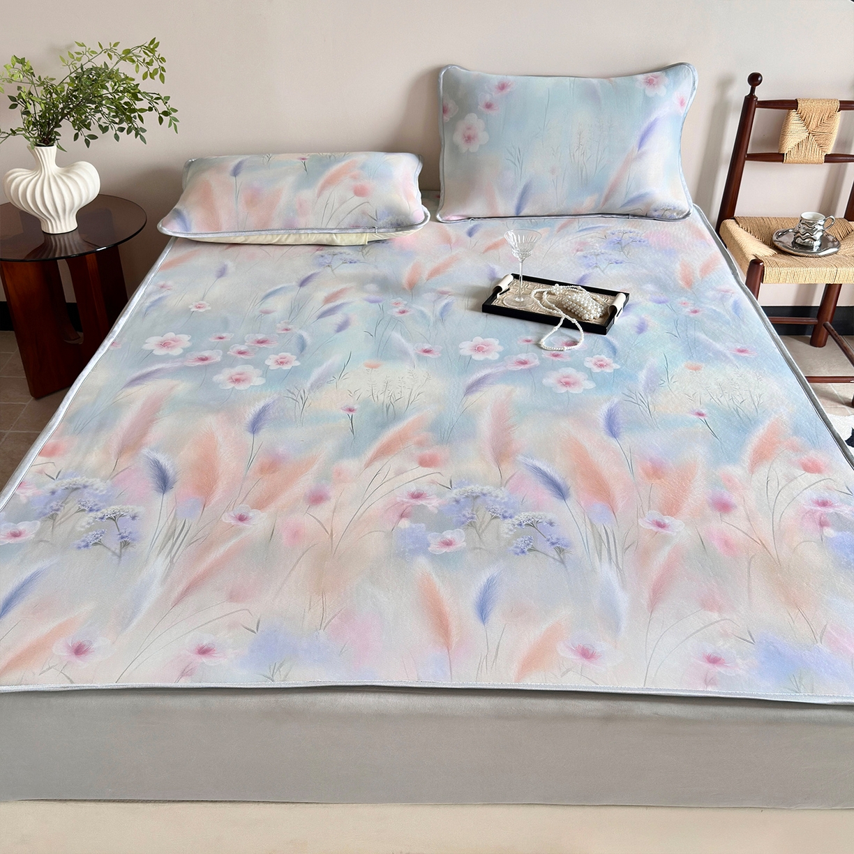 91家纺网 家纺一手货源 找家纺 乐居家纺 2025新款凉感丝三明治床笠款凉席席子 浅茵