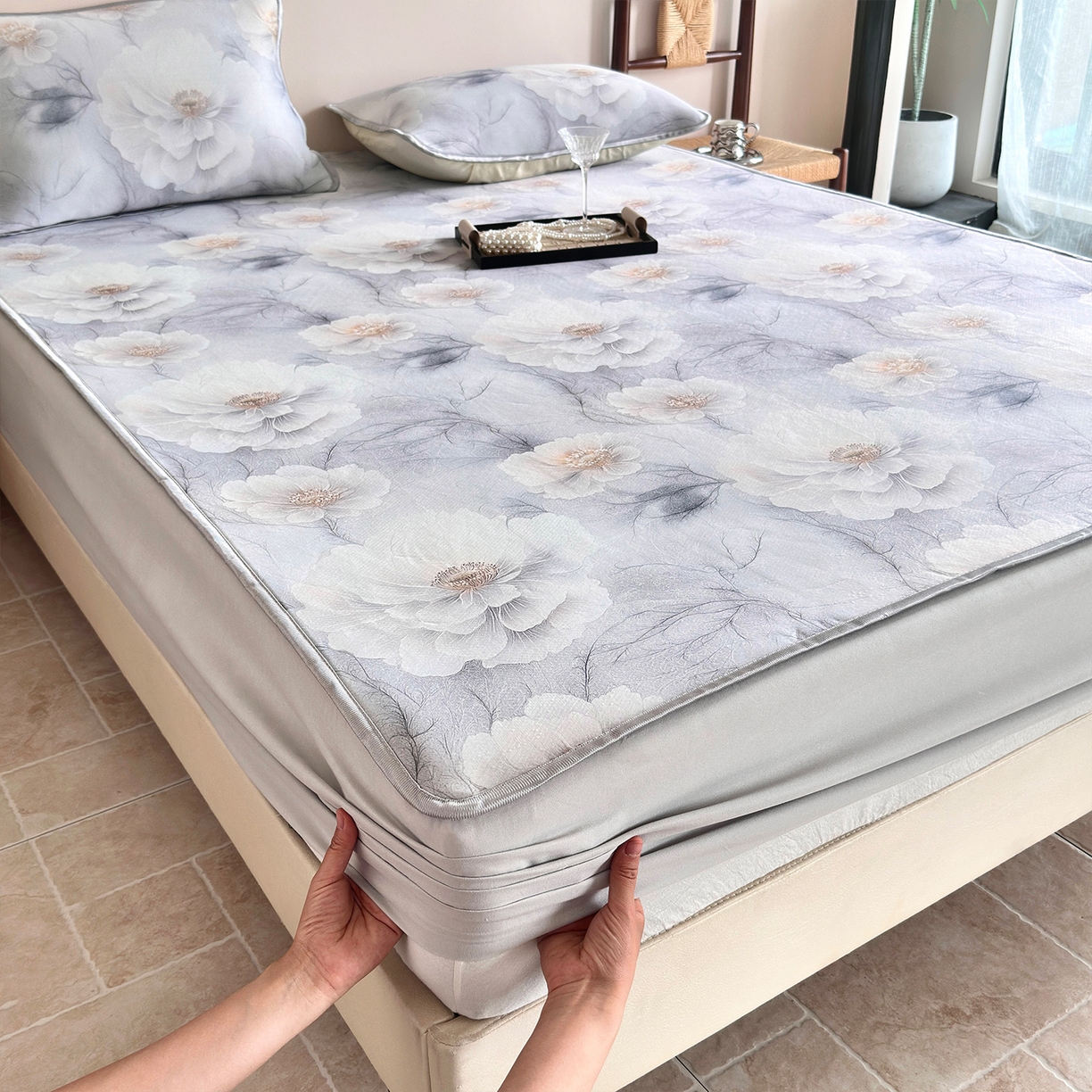 91家纺网 家纺一手货源 找家纺 乐居家纺 2025新款凉感丝三明治床笠款凉席席子 水墨