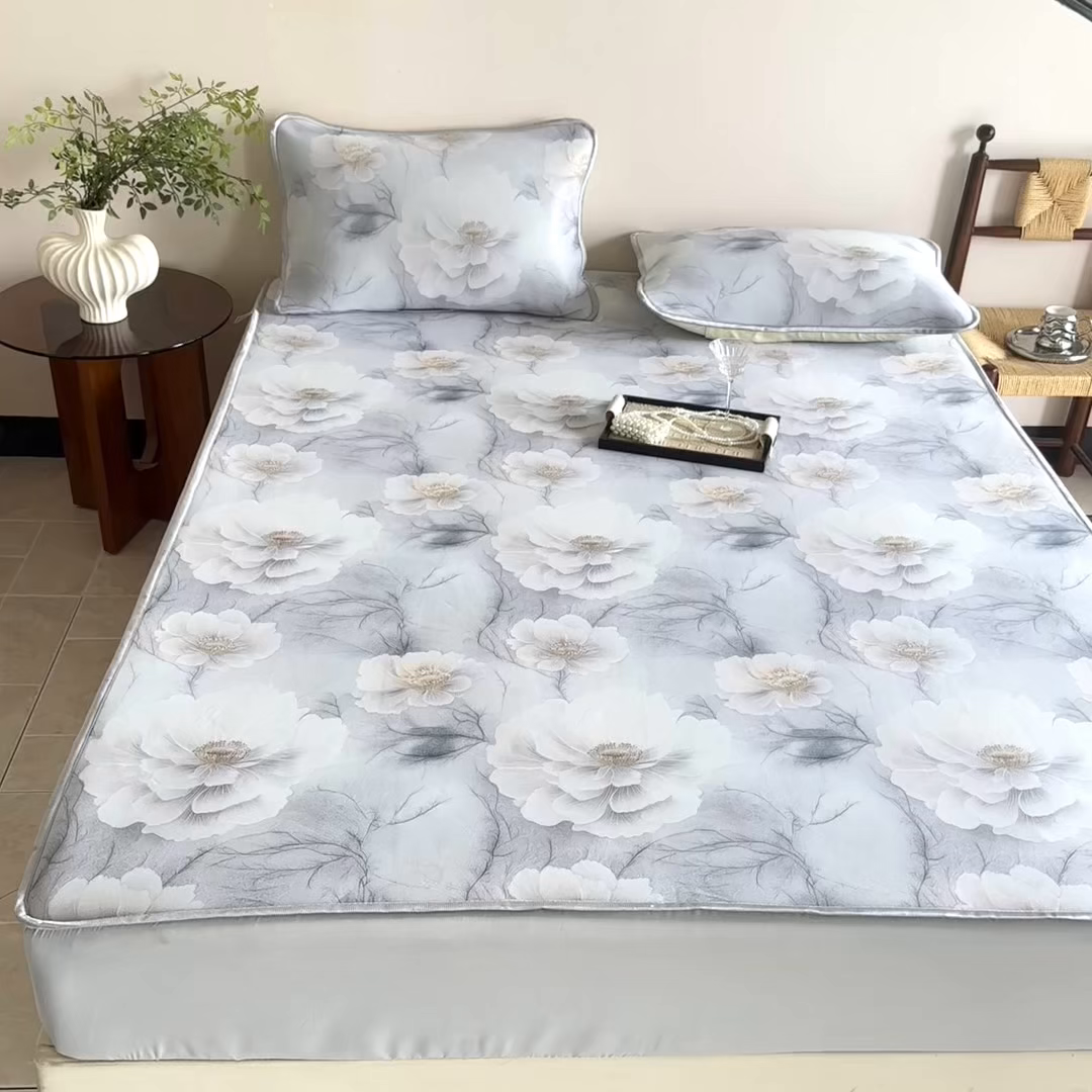 91家纺网 家纺一手货源 找家纺 乐居家纺 2025新款凉感丝三明治床笠款凉席席子 水墨