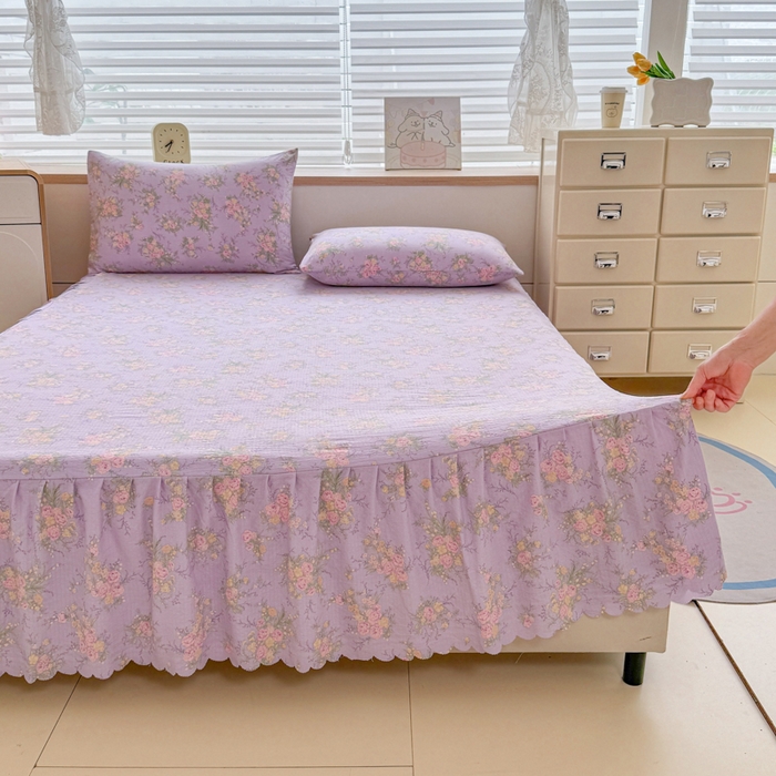 91家纺网 家纺一手货源 找家纺 莎臣豹 2025新款A类云感木棉皱皱纱双层纱床裙可配二三件套 紫裥垂蜜