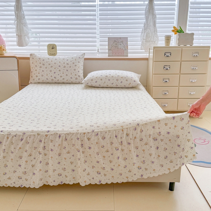 91家纺网 家纺一手货源 找家纺 莎臣豹 2025新款A类云感木棉皱皱纱双层纱床裙可配二三件套 紫韵晨光