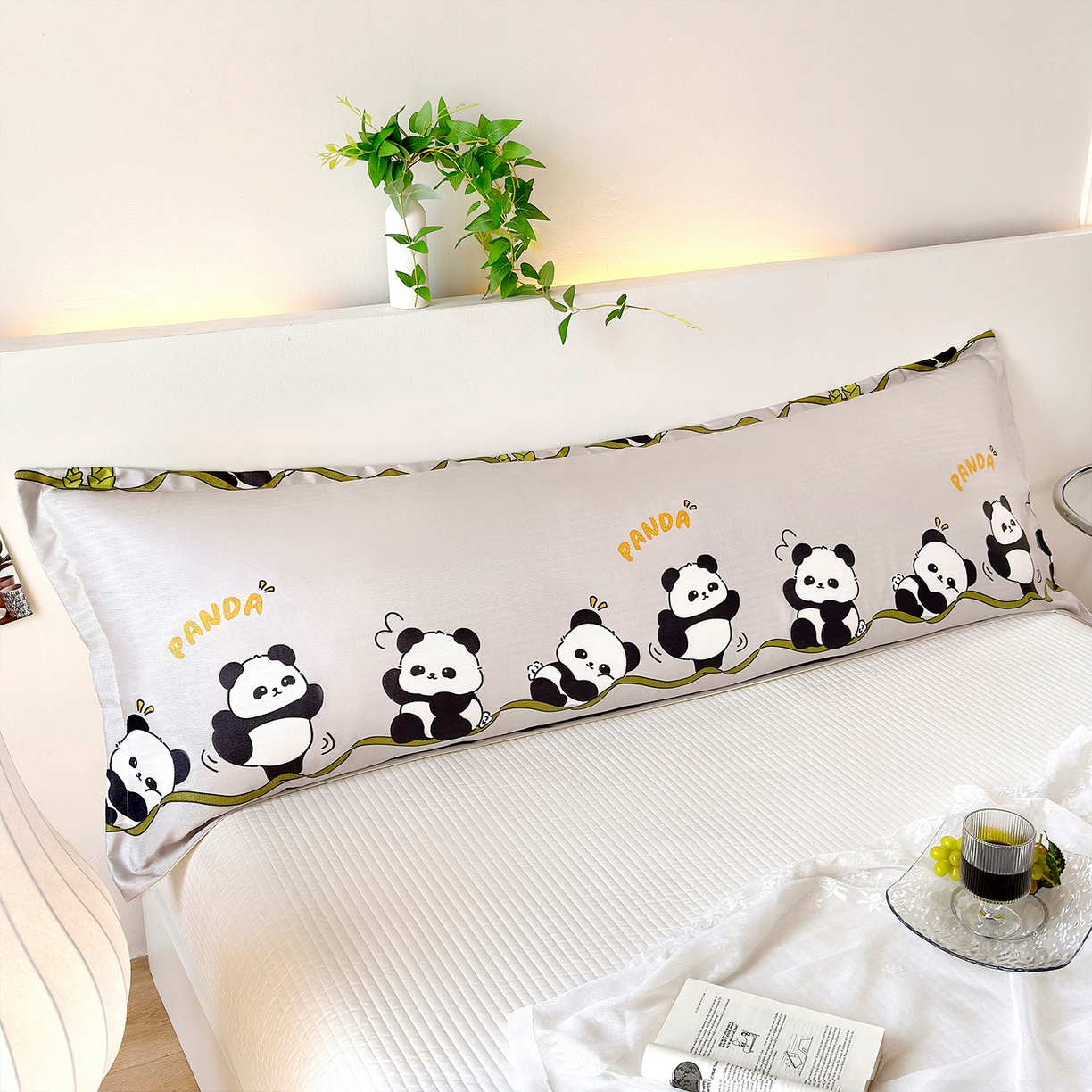 91家纺网 家纺一手货源 找家纺 乐居家纺 2025新款凉感高密冰丝双人印花枕套+内芯 熊猫-灰