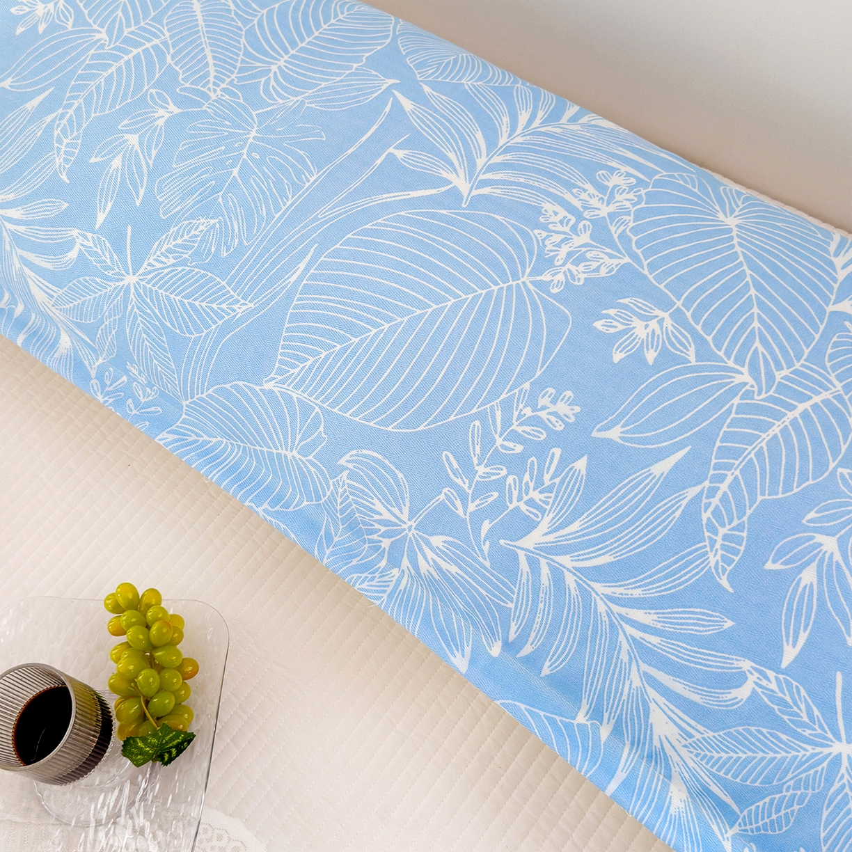 91家纺网 家纺一手货源 找家纺 乐居家纺 2025新款凉感高密冰丝双人印花枕套+内芯 芳菲-蓝