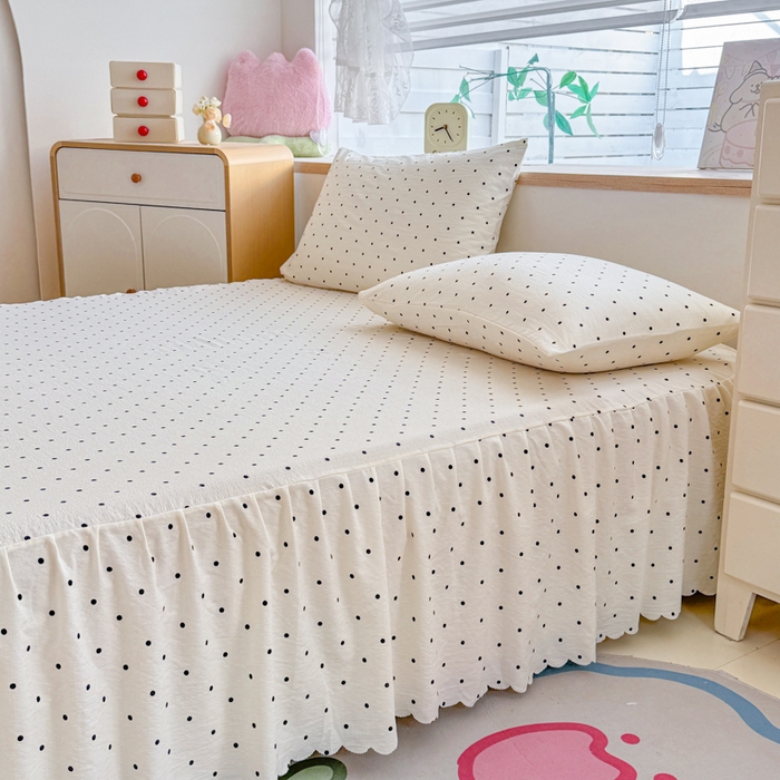 91家纺网 家纺一手货源 找家纺 莎臣豹 2025新款A类云感木棉皱皱纱双层纱床裙可配二三件套 波点风-米