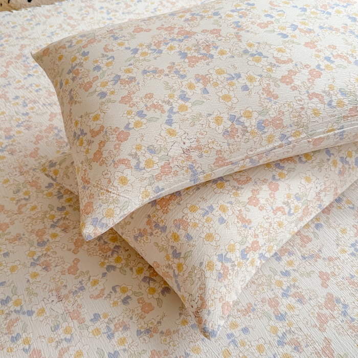 91家纺网 家纺一手货源 找家纺 莎臣豹 2025新款A类云感木棉皱皱纱双层纱床裙可配二三件套 晨露园