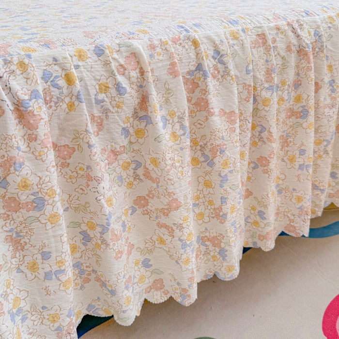 91家纺网 家纺一手货源 找家纺 莎臣豹 2025新款A类云感木棉皱皱纱双层纱床裙可配二三件套 晨露园