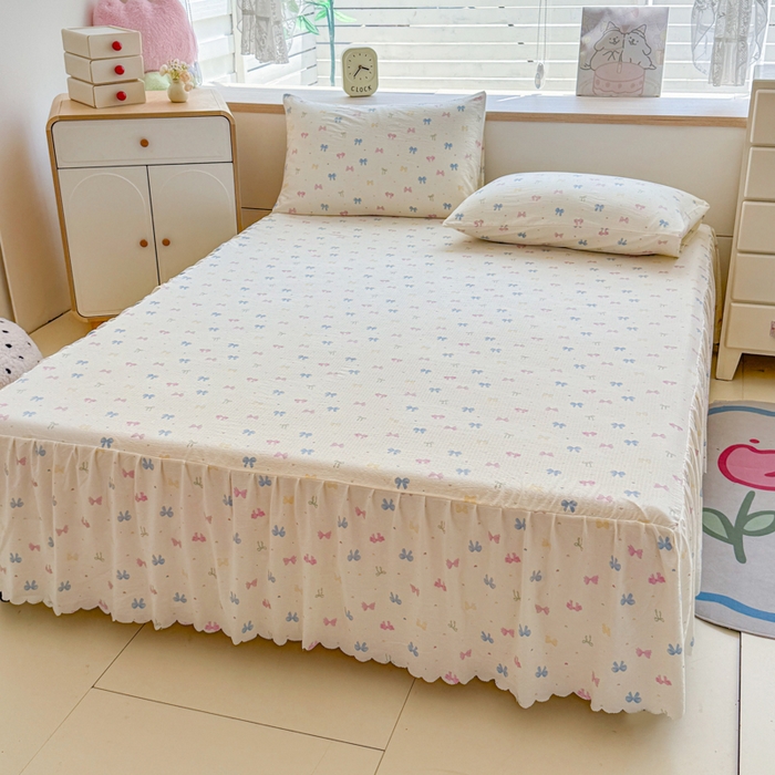 91家纺网 家纺一手货源 找家纺 莎臣豹 2025新款A类云感木棉皱皱纱双层纱床裙可配二三件套 蝶恋捕梦