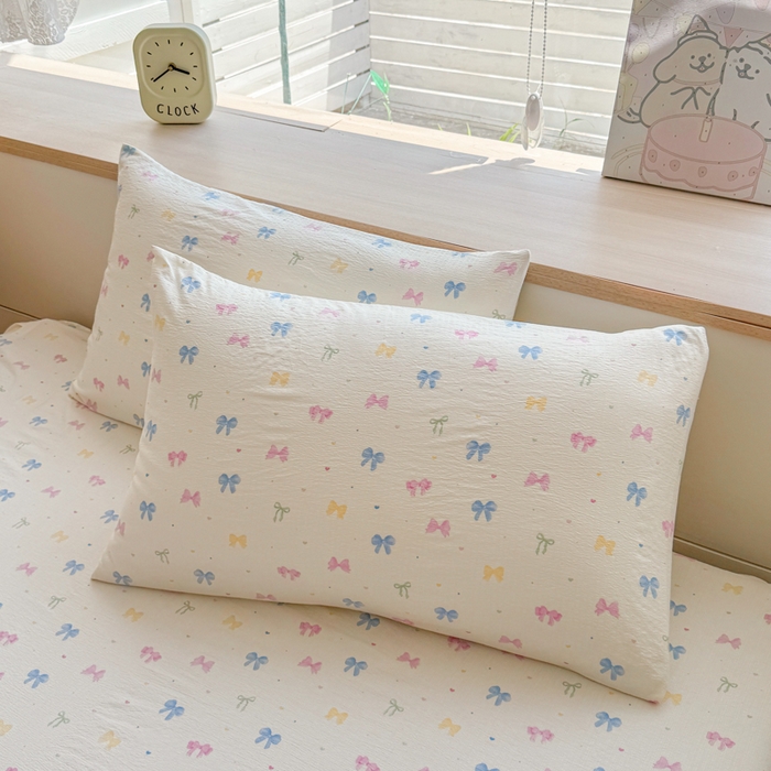 91家纺网 家纺一手货源 找家纺 莎臣豹 2025新款A类云感木棉皱皱纱双层纱床裙可配二三件套 蝶恋捕梦