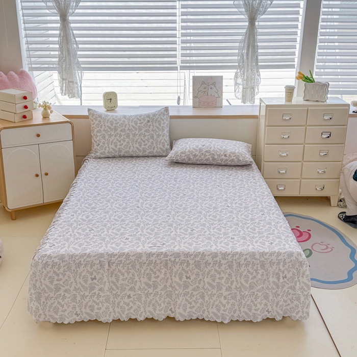 91家纺网 家纺一手货源 找家纺 莎臣豹 2025新款A类云感木棉皱皱纱双层纱床裙可配二三件套 蝶影清韵