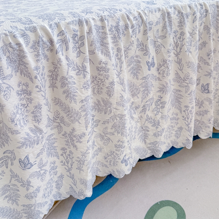 91家纺网 家纺一手货源 找家纺 莎臣豹 2025新款A类云感木棉皱皱纱双层纱床裙可配二三件套 蝶影清韵