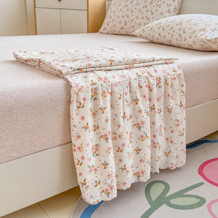 91家纺网 家纺一手货源 找家纺 莎臣豹 2025新款A类云感木棉皱皱纱双层纱床裙可配二三件套 粉桔花园