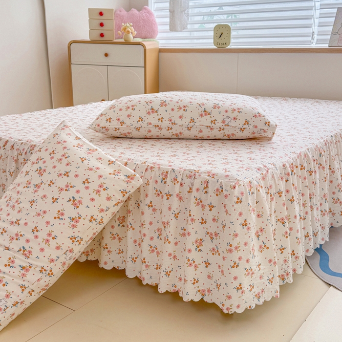 91家纺网 家纺一手货源 找家纺 莎臣豹 2025新款A类云感木棉皱皱纱双层纱床裙可配二三件套 粉桔花园