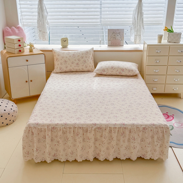 91家纺网 家纺一手货源 找家纺 莎臣豹 2025新款A类云感木棉皱皱纱双层纱床裙可配二三件套 粉雪絮语