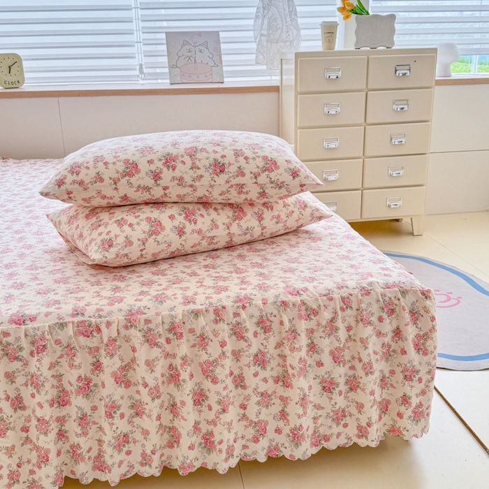 91家纺网 家纺一手货源 找家纺 莎臣豹 2025新款A类云感木棉皱皱纱双层纱床裙可配二三件套 花影织梦