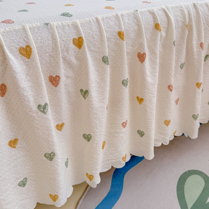 91家纺网 家纺一手货源 找家纺 莎臣豹 2025新款A类云感木棉皱皱纱双层纱床裙可配二三件套 蜜糖心语