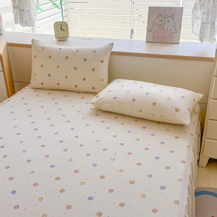 91家纺网 家纺一手货源 找家纺 莎臣豹 2025新款A类云感木棉皱皱纱双层纱床裙可配二三件套 南瓜物语