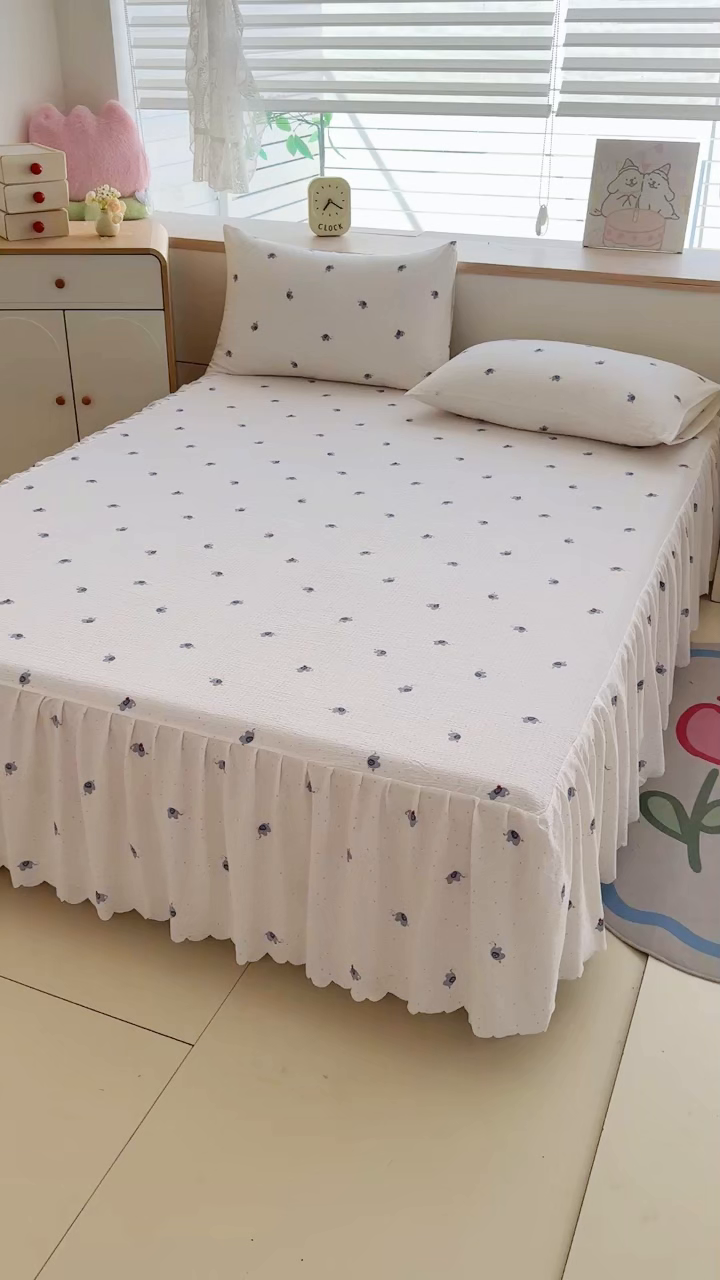 91家纺网 家纺一手货源 找家纺 莎臣豹 2025新款A类云感木棉皱皱纱双层纱床裙可配二三件套 趣萌小象