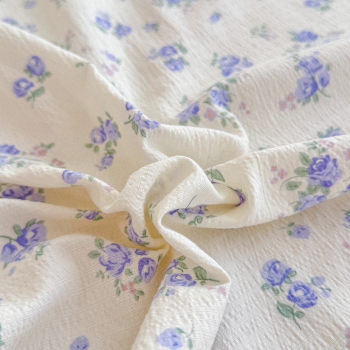 91家纺网 家纺一手货源 找家纺 莎臣豹 2025新款A类云感木棉皱皱纱双层纱床裙可配二三件套 威尼斯纱雾