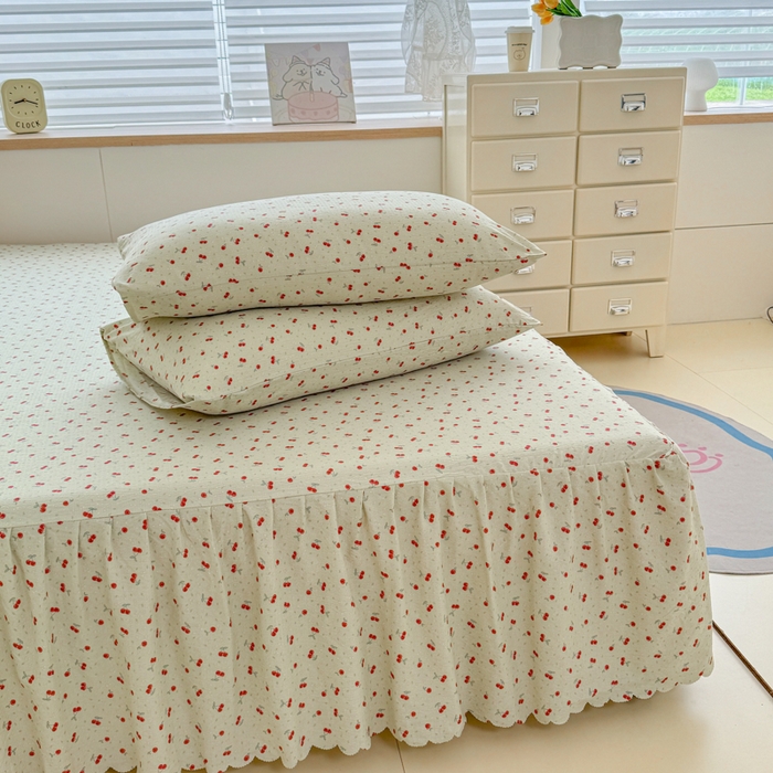 91家纺网 家纺一手货源 找家纺 莎臣豹 2025新款A类云感木棉皱皱纱双层纱床裙可配二三件套 樱络