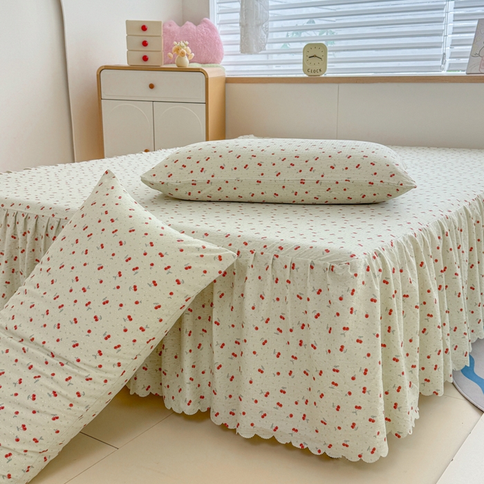 91家纺网 家纺一手货源 找家纺 莎臣豹 2025新款A类云感木棉皱皱纱双层纱床裙可配二三件套 樱络