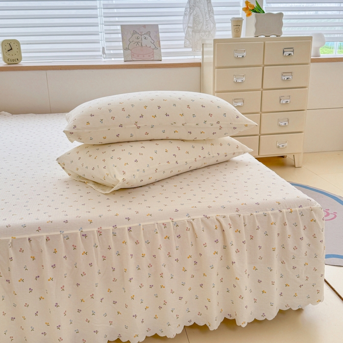 91家纺网 家纺一手货源 找家纺 莎臣豹 2025新款A类云感木棉皱皱纱双层纱床裙可配二三件套 樱桃蜜语