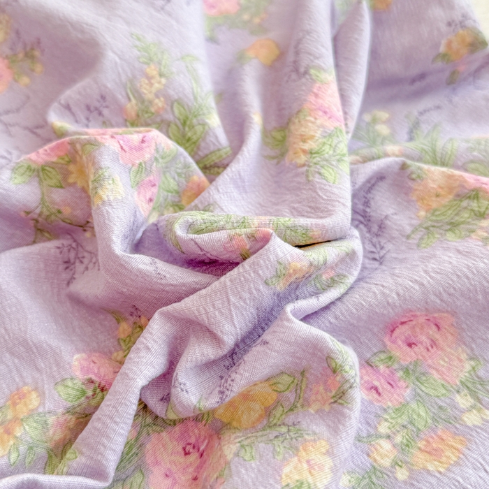 91家纺网 家纺一手货源 找家纺 莎臣豹 2025新款A类云感木棉皱皱纱双层纱床裙可配二三件套 紫裥垂蜜