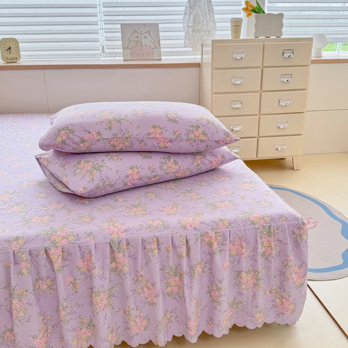 91家纺网 家纺一手货源 找家纺 莎臣豹 2025新款A类云感木棉皱皱纱双层纱床裙可配二三件套 紫裥垂蜜