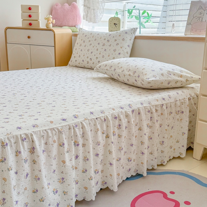 91家纺网 家纺一手货源 找家纺 莎臣豹 2025新款A类云感木棉皱皱纱双层纱床裙可配二三件套 紫韵晨光