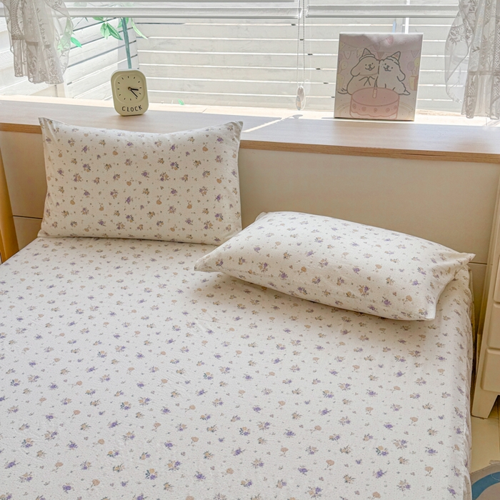 91家纺网 家纺一手货源 找家纺 莎臣豹 2025新款A类云感木棉皱皱纱双层纱床裙可配二三件套 紫韵晨光