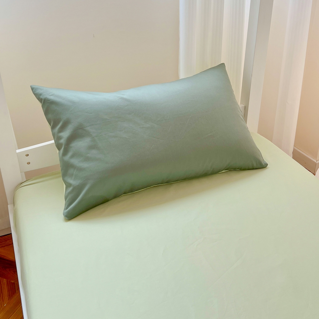 91家纺网 家纺一手货源 找家纺  泽西2025新品A类13376加密全棉卡通床笠三件套纯棉学生宿舍单床笠 淘气虫-橄榄绿