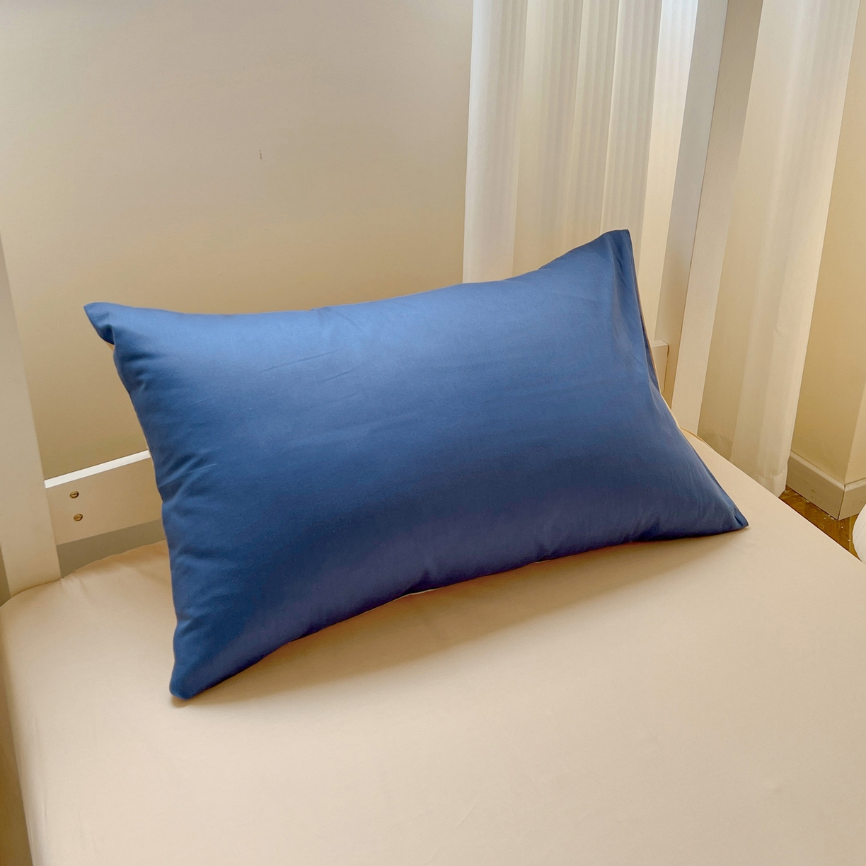 91家纺网 家纺一手货源 找家纺  泽西2025新品A类13376加密全棉卡通床笠三件套纯棉学生宿舍单床笠 淘气虫-奶茶