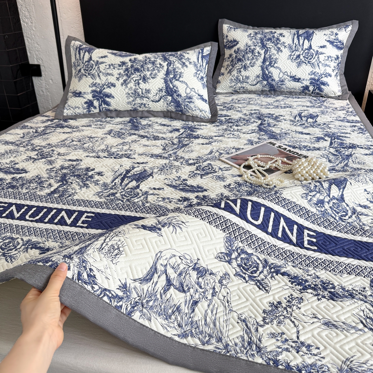 简宜家居（朝初家纺） 2025春夏新款全棉纯棉老粗布床单绗缝凉席席子 床褥 薄垫子 一席多用蓝图