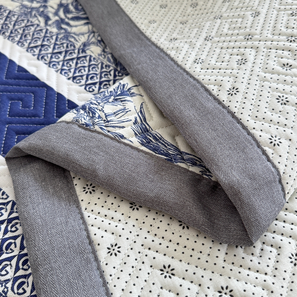 91家纺网 家纺一手货源 找家纺 简宜家居（朝初家纺） 2025春夏新款全棉纯棉老粗布床单绗缝凉席席子 床褥 薄垫子 一席多用蓝图