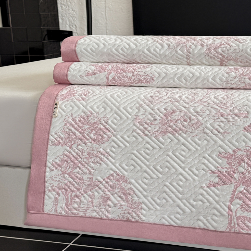 91家纺网 家纺一手货源 找家纺 简宜家居（朝初家纺） 2025春夏新款全棉纯棉老粗布床单绗缝凉席席子 床褥 薄垫子 一席多用民俗-粉