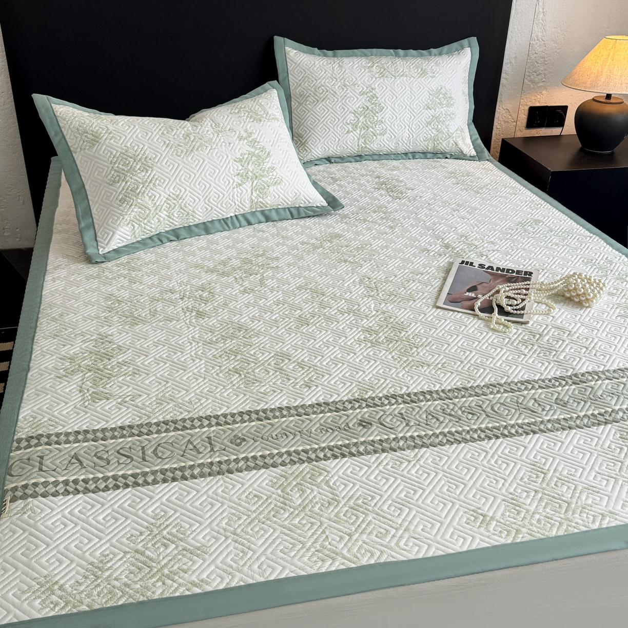 91家纺网 家纺一手货源 找家纺 简宜家居（朝初家纺） 2025春夏新款全棉纯棉老粗布床单绗缝凉席席子 床褥 薄垫子 一席多用民俗-绿