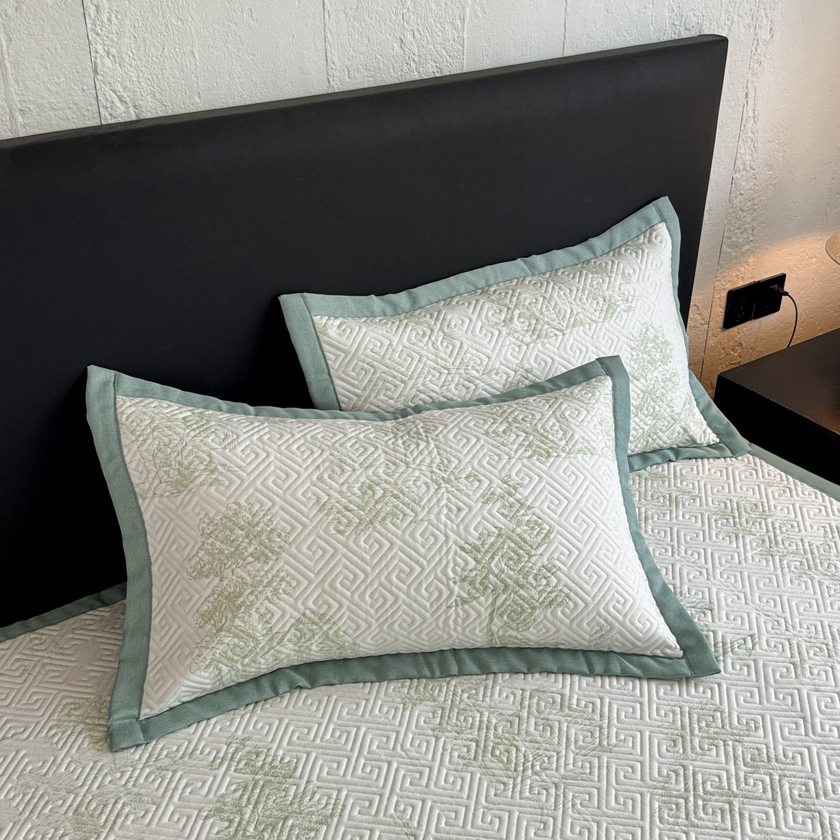 91家纺网 家纺一手货源 找家纺 简宜家居（朝初家纺） 2025春夏新款全棉纯棉老粗布床单绗缝凉席席子 床褥 薄垫子 一席多用民俗-绿