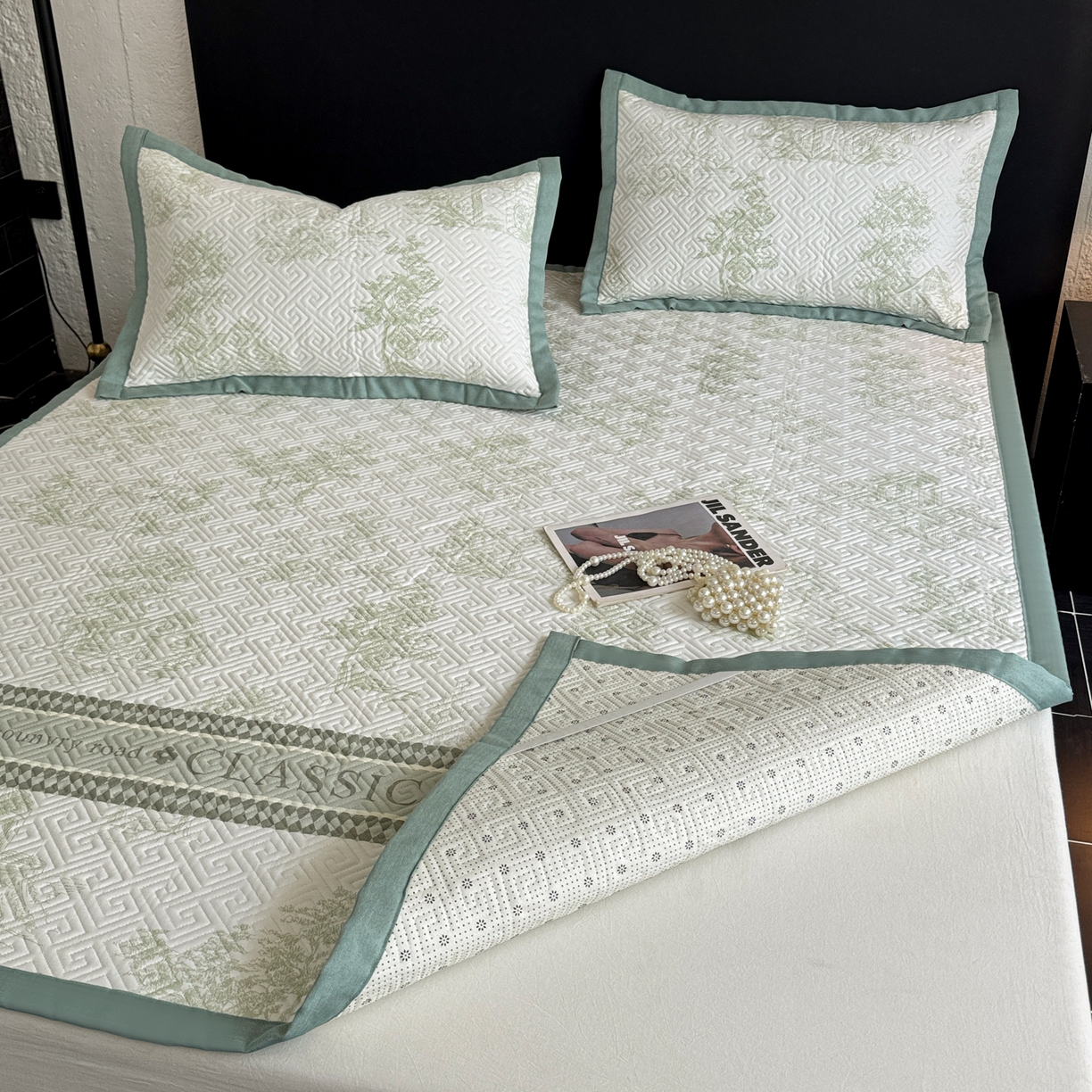 91家纺网 家纺一手货源 找家纺 简宜家居（朝初家纺） 2025春夏新款全棉纯棉老粗布床单绗缝凉席席子 床褥 薄垫子 一席多用民俗-绿