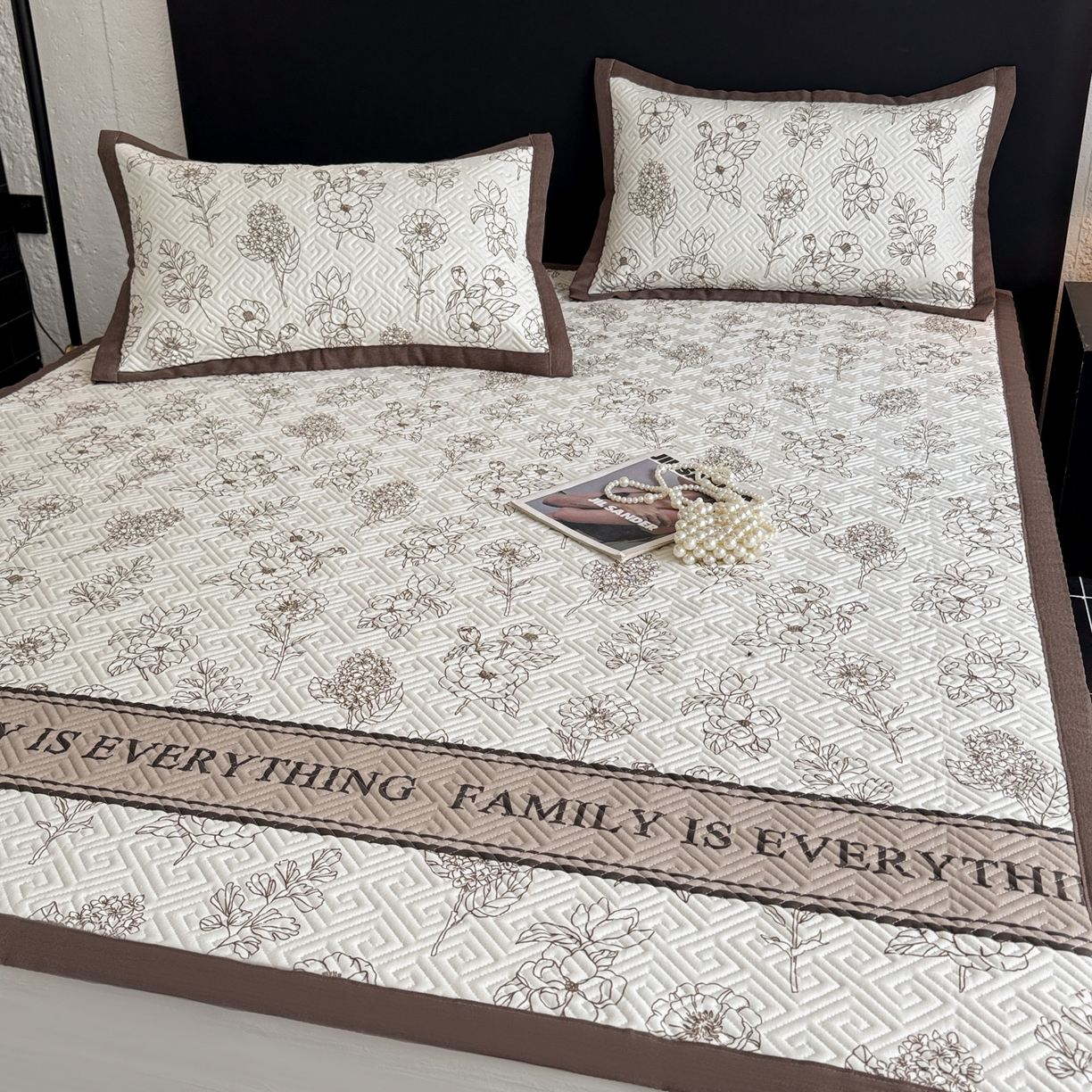 简宜家居（朝初家纺） 2025春夏新款全棉纯棉老粗布床单绗缝凉席席子 床褥 薄垫子 一席多用绮梦花影-咖