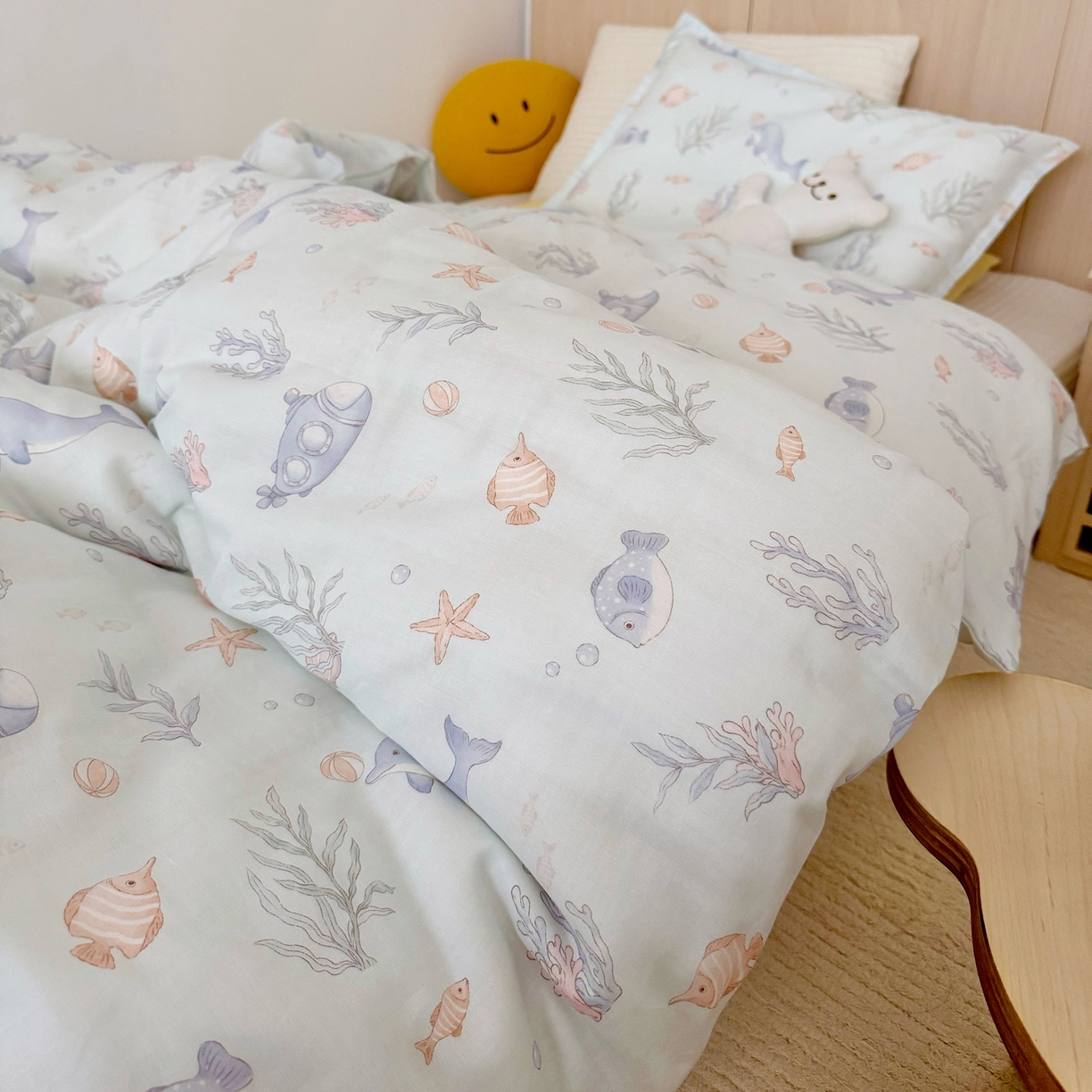 91家纺网 家纺一手货源 找家纺 2025新款全棉26℃有氧双层纱幼儿园多件套 海底世界