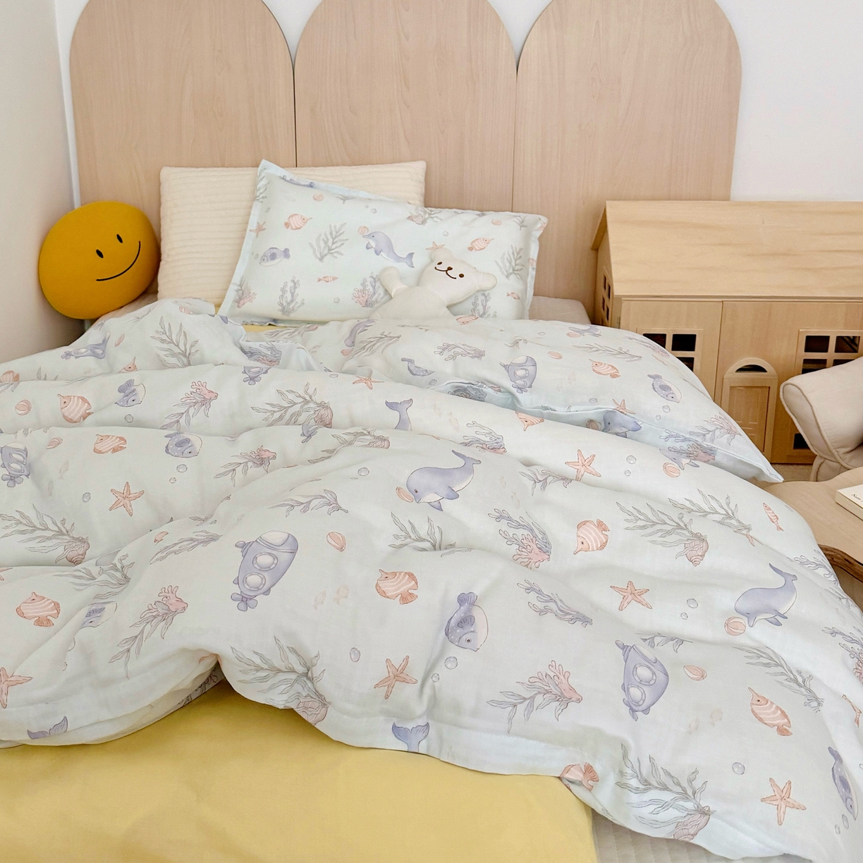 91家纺网 家纺一手货源 找家纺 2025新款全棉26℃有氧双层纱幼儿园多件套 海底世界