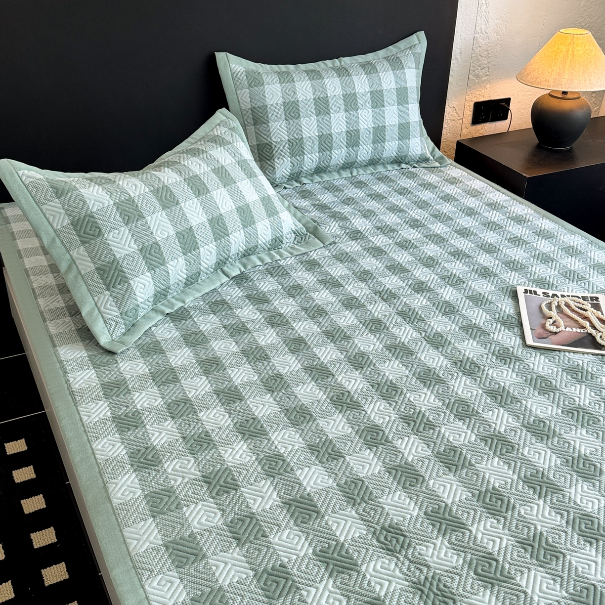 91家纺网 家纺一手货源 找家纺 简宜家居（朝初家纺） 2025春夏新款全棉纯棉老粗布床单绗缝凉席席子 床褥 薄垫子 一席多用夏日青缇