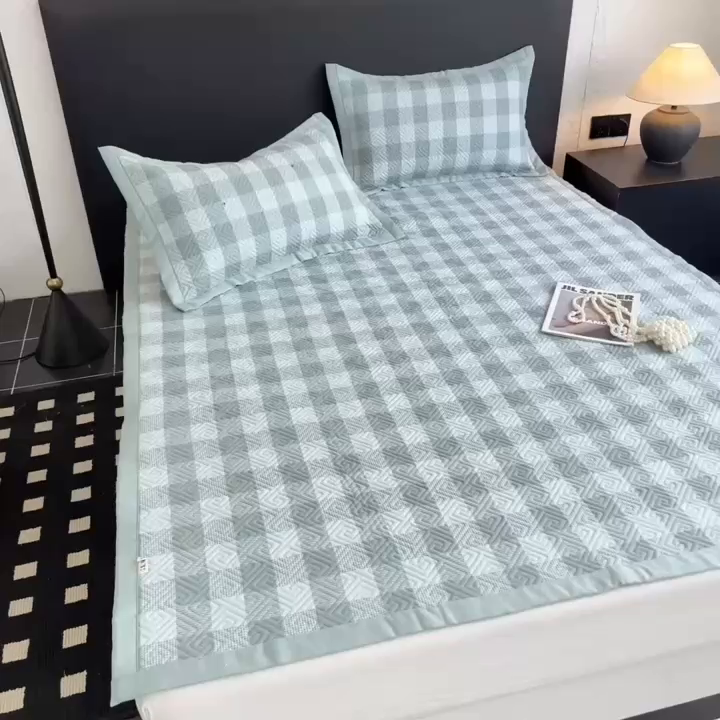 91家纺网 家纺一手货源 找家纺 简宜家居（朝初家纺） 2025春夏新款全棉纯棉老粗布床单绗缝凉席席子 床褥 薄垫子 一席多用夏日青缇